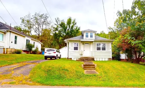 3502 6th Ave, Parkersburg, WV 26101