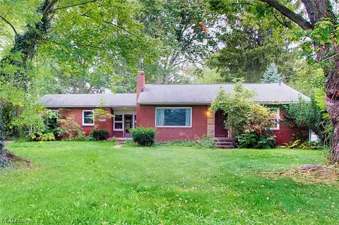6875 Middlebranch Ave NE, Canton, OH 44721 photo 1