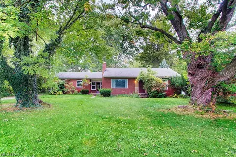 6875 Middlebranch Ave NE, Canton, OH 44721 photo 3