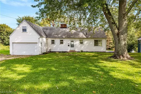 1654 N Ellsworth Ave, Salem, OH 44460