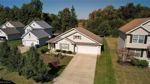 425 Harvest Dr, Ravenna, OH 44266