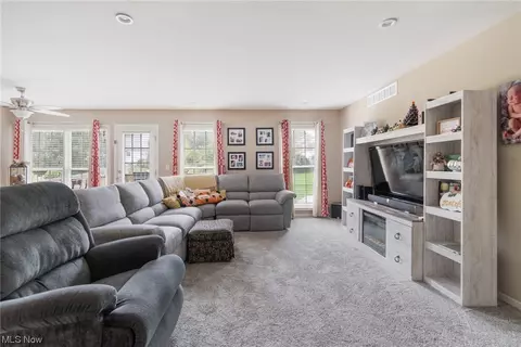 1737 Devonshire Dr, Salem, OH 44460 photo 14
