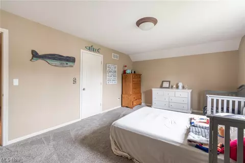 1737 Devonshire Dr, Salem, OH 44460 photo 25