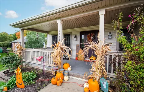 1737 Devonshire Dr, Salem, OH 44460 photo 3