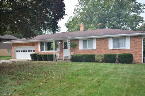 88 S Village View Rd, Tallmadge, OH 44278