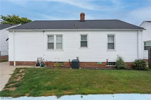 15500 Ramage Ave, Maple Heights, OH 44137 photo 26