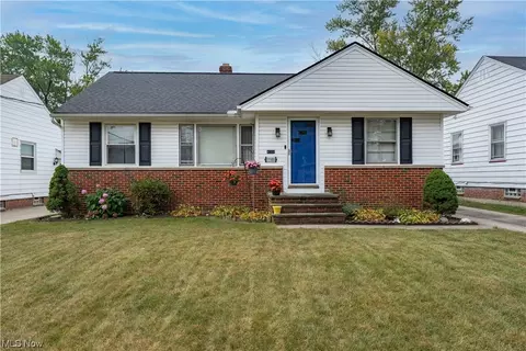 15500 Ramage Ave, Maple Heights, OH 44137