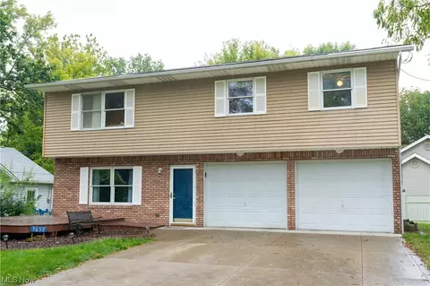 5655 Marshall St NW, Canton, OH 44718
