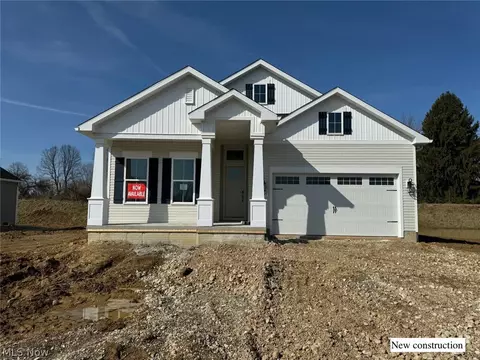 7045 Heritage Park Ave, Massillon, OH 44646