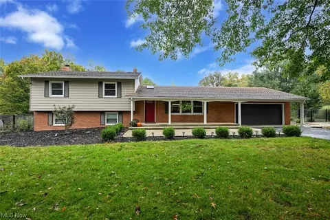 4417 Colony Hills Dr, Akron, OH 44333