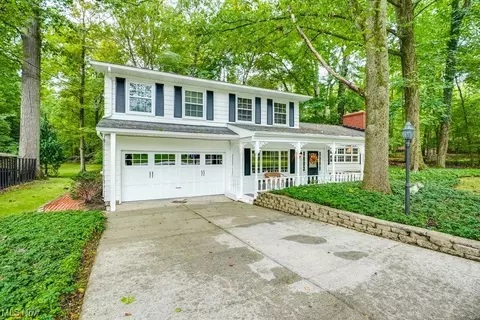 1862 Carlton Rd, Kent, OH 44240