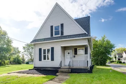 1103 E Summit St, Alliance, OH 44601 photo 2