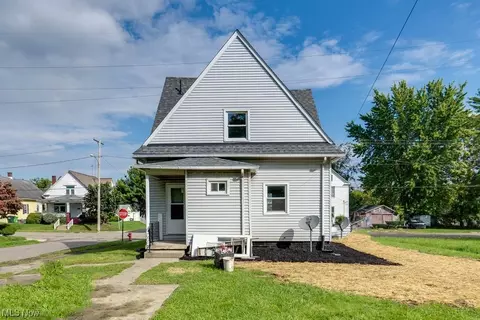 1103 E Summit St, Alliance, OH 44601 photo 3