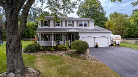 579 Willow Dr SE, Warren, OH 44484