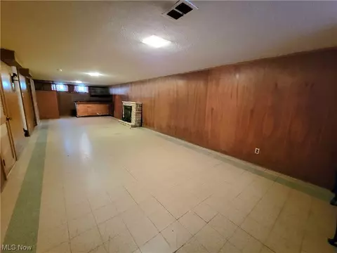 11805 Gross Dr, Parma, OH 44130 photo 18