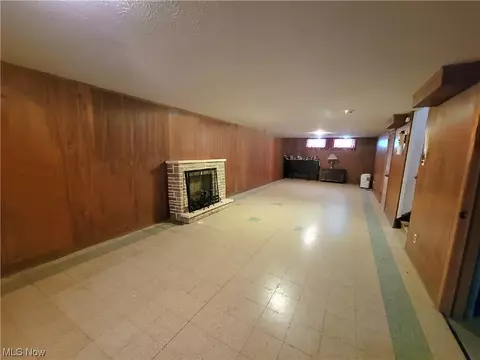 11805 Gross Dr, Parma, OH 44130 photo 19