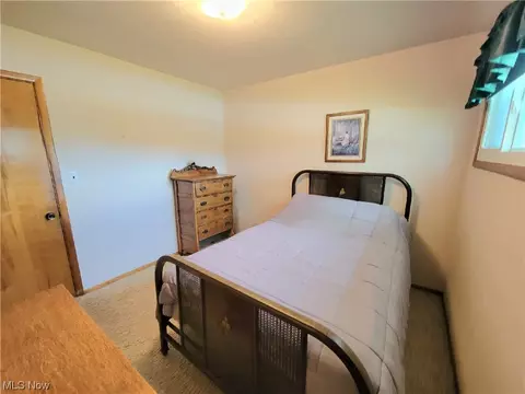 11805 Gross Dr, Parma, OH 44130 photo 13