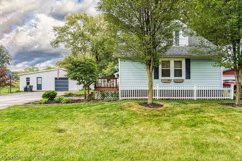 18225 5th St, Beloit, OH 44609