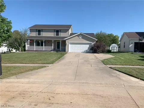 1011 Brittingham Dr, Ravenna, OH 44266