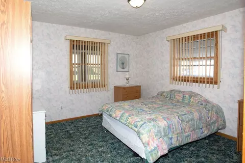 Bedroom - 555 Sexton St, Struthers, OH 44471 photo 1 of 4