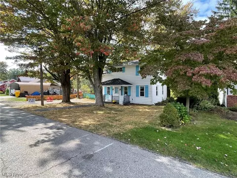 3309 Dickenson Rd, Ashtabula, OH 44004 photo 3
