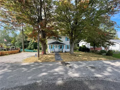 3309 Dickenson Rd, Ashtabula, OH 44004 photo 4