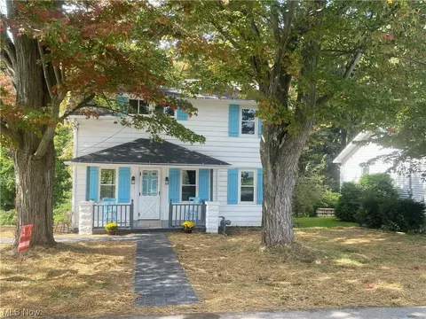 3309 Dickenson Rd, Ashtabula, OH 44004 photo 2