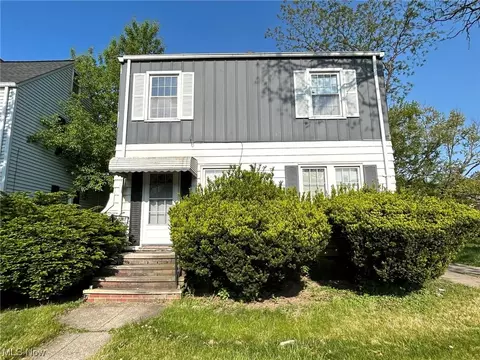 3605 W 130th St, Cleveland, OH 44111