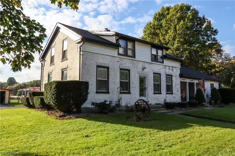 81 Eagle St, Madison, OH 44057 photo 2