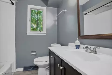 1203 Romayne Dr, Akron, OH 44313 photo 14