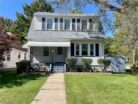 60 Rhoda Ave, Youngstown, OH 44509