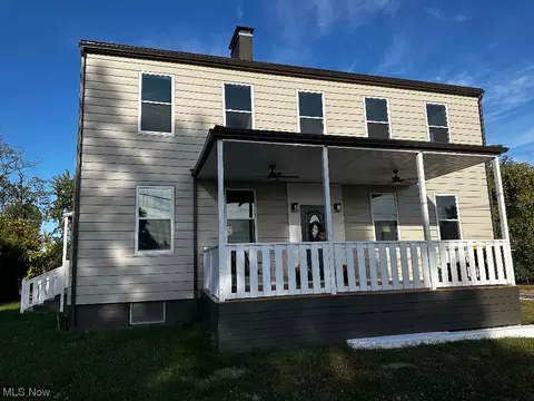 60 Maple Ln, Wheeling, WV 26003 photo 3