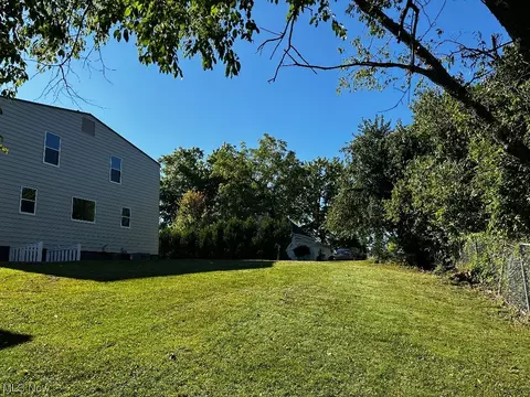 60 Maple Ln, Wheeling, WV 26003 photo 11