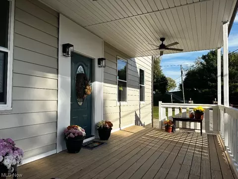 60 Maple Ln, Wheeling, WV 26003 photo 4