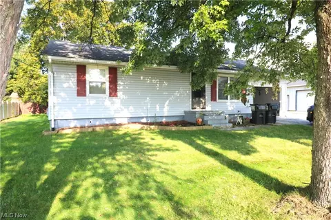 4290 Sand Rd, Norwalk, OH 44857