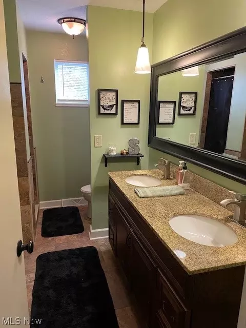 5201 Sandy Hook Dr, Parma, OH 44134 photo 9