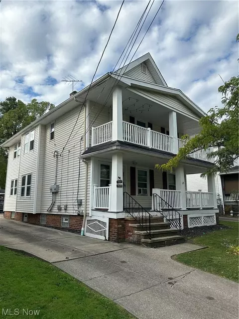 4501 Bucyrus Ave, Cleveland, OH 44109