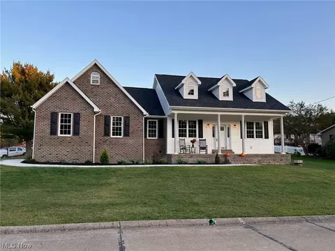 101 Mission Rd, Marietta, OH 45750