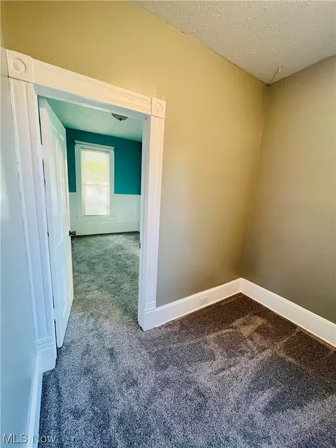 1438 Columbus Ave, Ashtabula, OH 44004 photo 25
