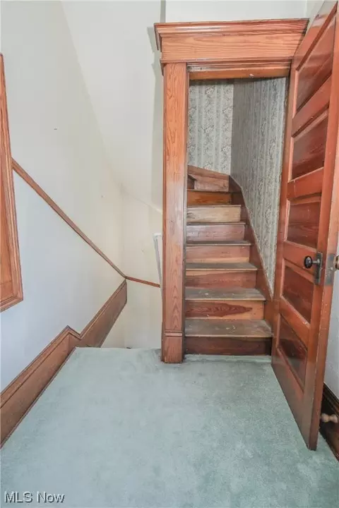 115 E Walnut St, Barnesville, OH 43713 photo 32