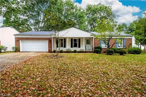 1043 Buchholz Dr, Wooster, OH 44691
