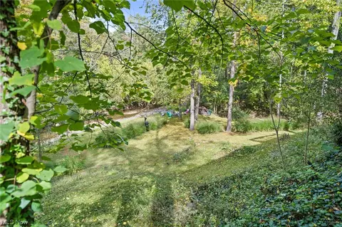 1197 Gulf Rd, Elyria, OH 44035 photo 31