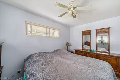 6034 Michael Dr, Brook Park, OH 44142 photo 14