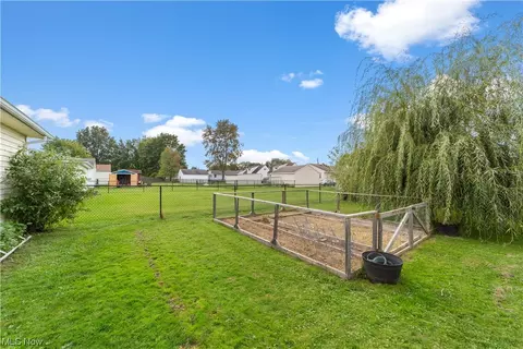 6034 Michael Dr, Brook Park, OH 44142 photo 32