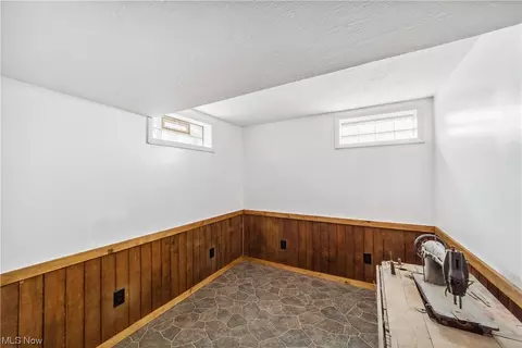 6034 Michael Dr, Brook Park, OH 44142 photo 22