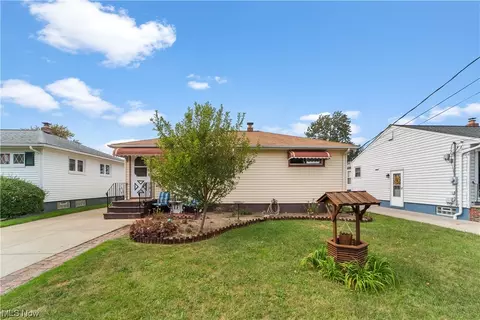 6034 Michael Dr, Brook Park, OH 44142 photo 1