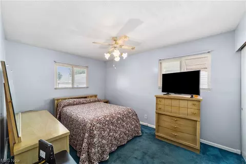 6034 Michael Dr, Brook Park, OH 44142 photo 16