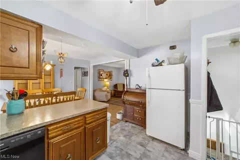 6034 Michael Dr, Brook Park, OH 44142 photo 20