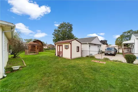 6034 Michael Dr, Brook Park, OH 44142 photo 30