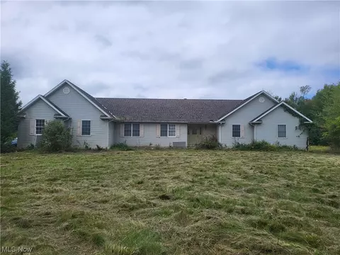 509 Stanhope Kelloggsville Rd, Dorset, OH 44032